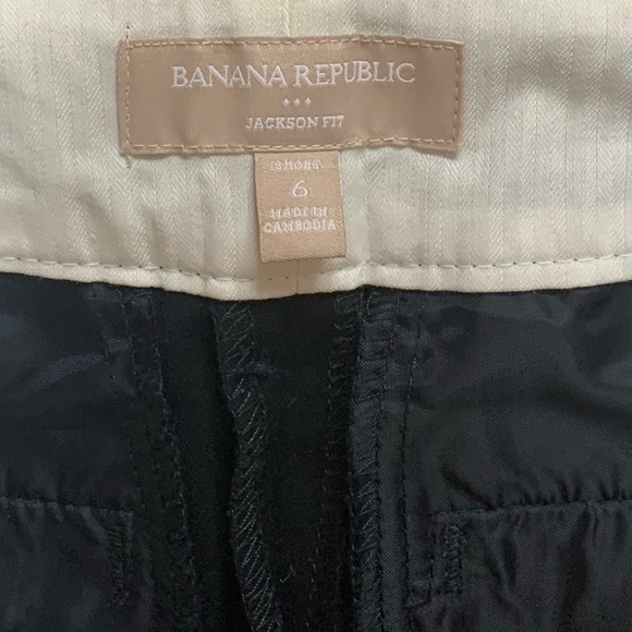 Navy Banana Republic pants, size 6 short, Jackson (curvy) fit; EUC! - Picture 2 of 5